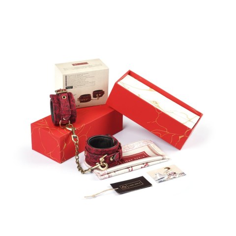 Liebe Seele Kinbaku Ukiyoe Red Rosy Lamb Leather Handcuffs