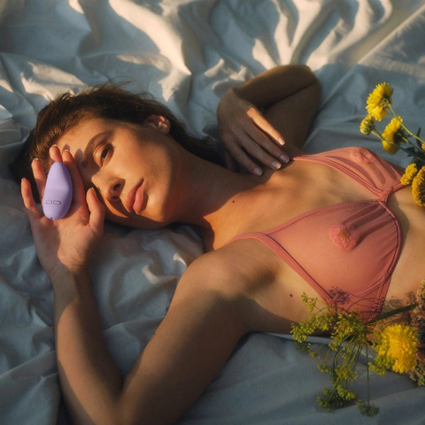 LELO Masażer Łechtaczki Lily 3 liliowy