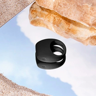 LELO Pierścień Erekcyjny Tor 3 czarny z aplikacją