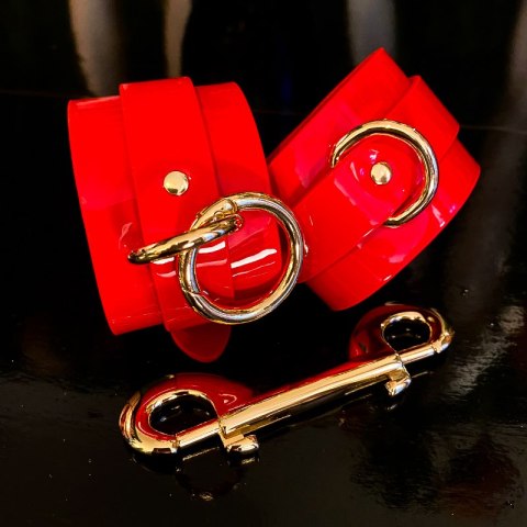 Kajdanki Na Nadgarstki High Gloss Wrist Cuffs Red/Gold Kinky Diva