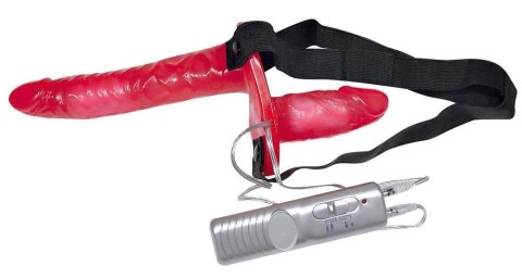 Strap on z podwójnym wibratorem Bad Kitty 10-18 cm red