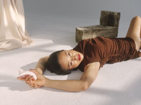 Stymulator łechtaczki sterowany aplikacją Sona 3 Cream LELO